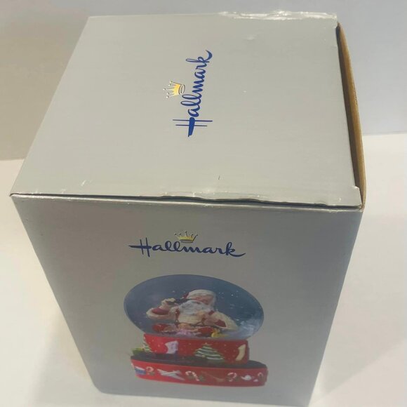 2001 Hallmark Coca-Cola Santa Musical Snow Globe with Moving Train in Box - Picture 3 of 8
